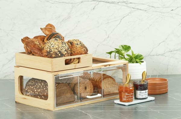 عربة مشروبات وتقديم